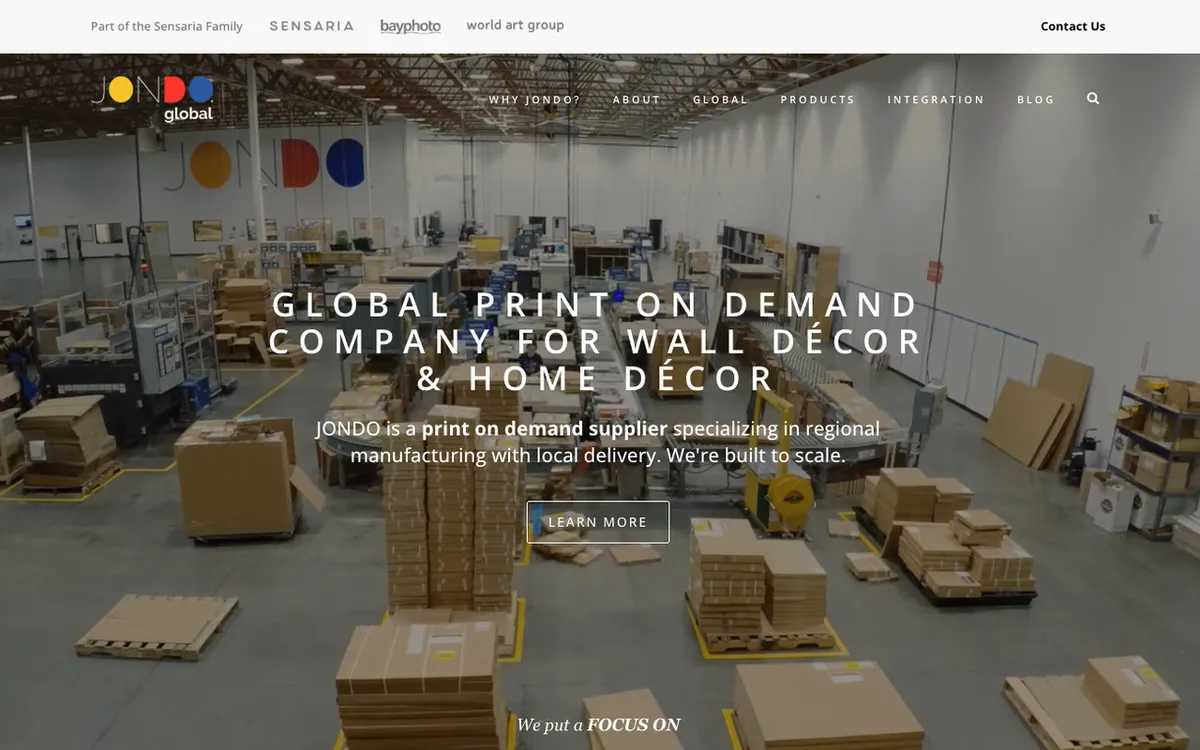 Jondo homepage. US print-on-demand specialist for personalised pillows and custom throw cushions.